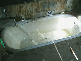 Bathtub Hot Soak